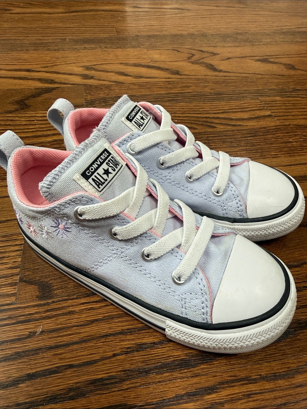 Converse Kids White Canvas Sneakers with Pink Lining